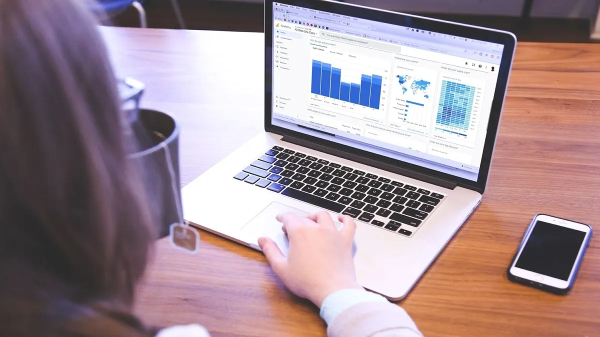 Was uns von Online-Druckereien unterscheidet